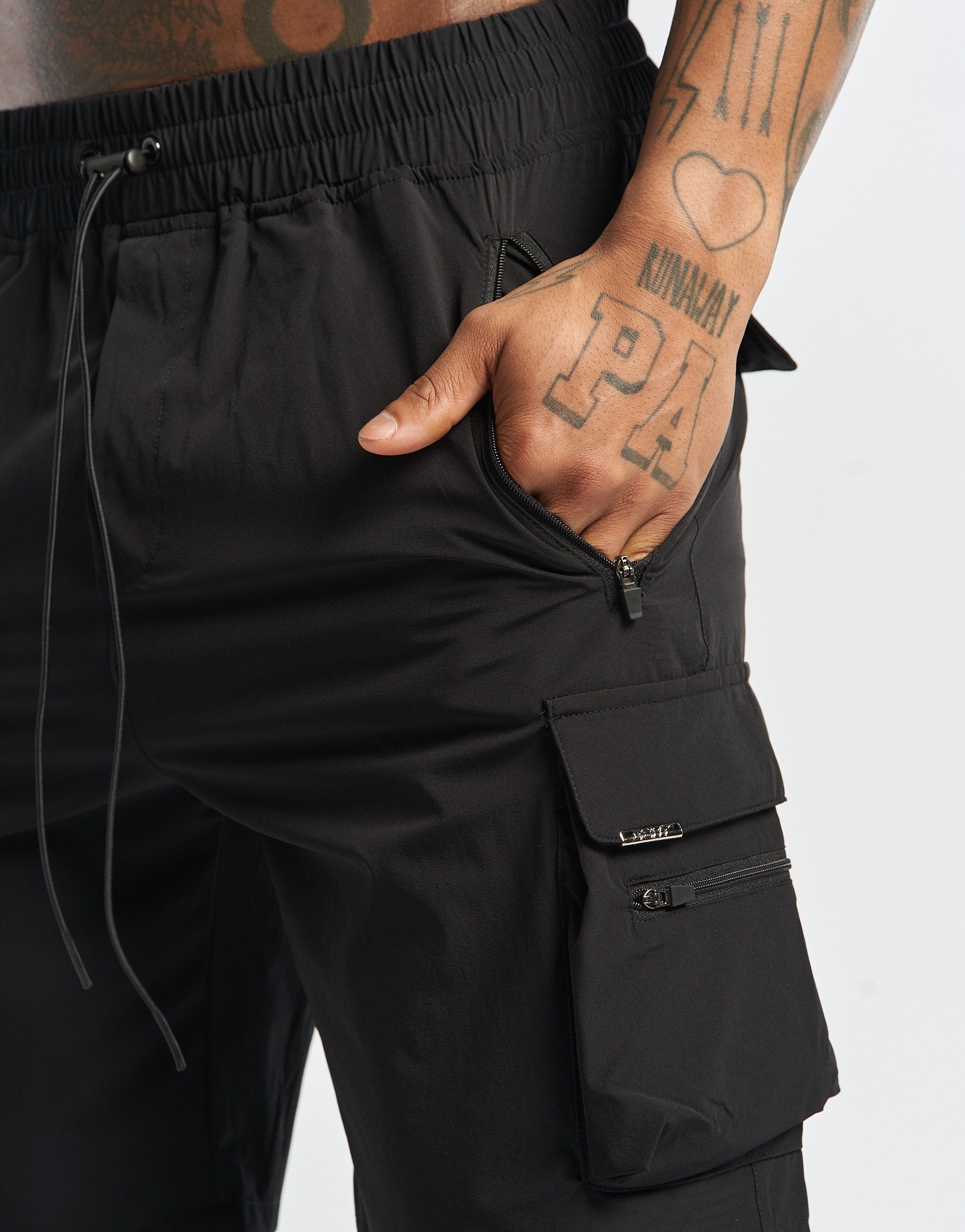 Spear Shorts - Black