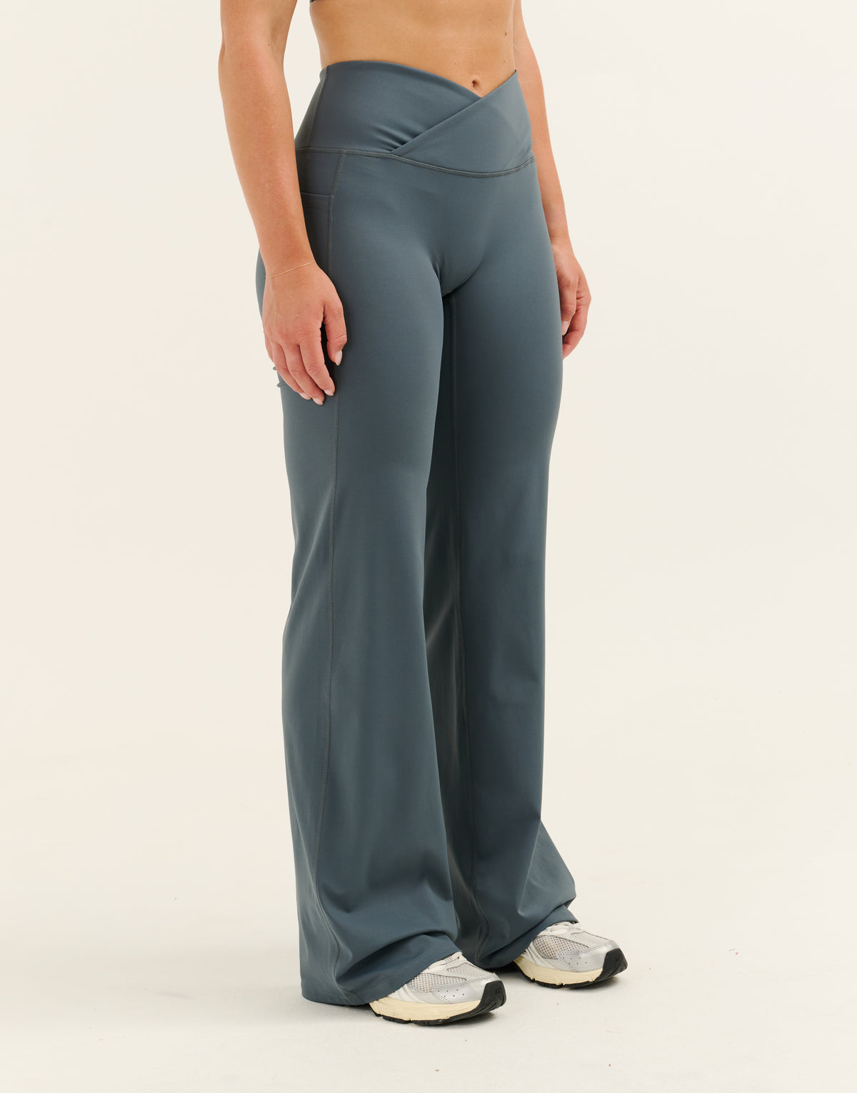 Nova Lycra® Pocket Wide Leg Pant - Storm Grey