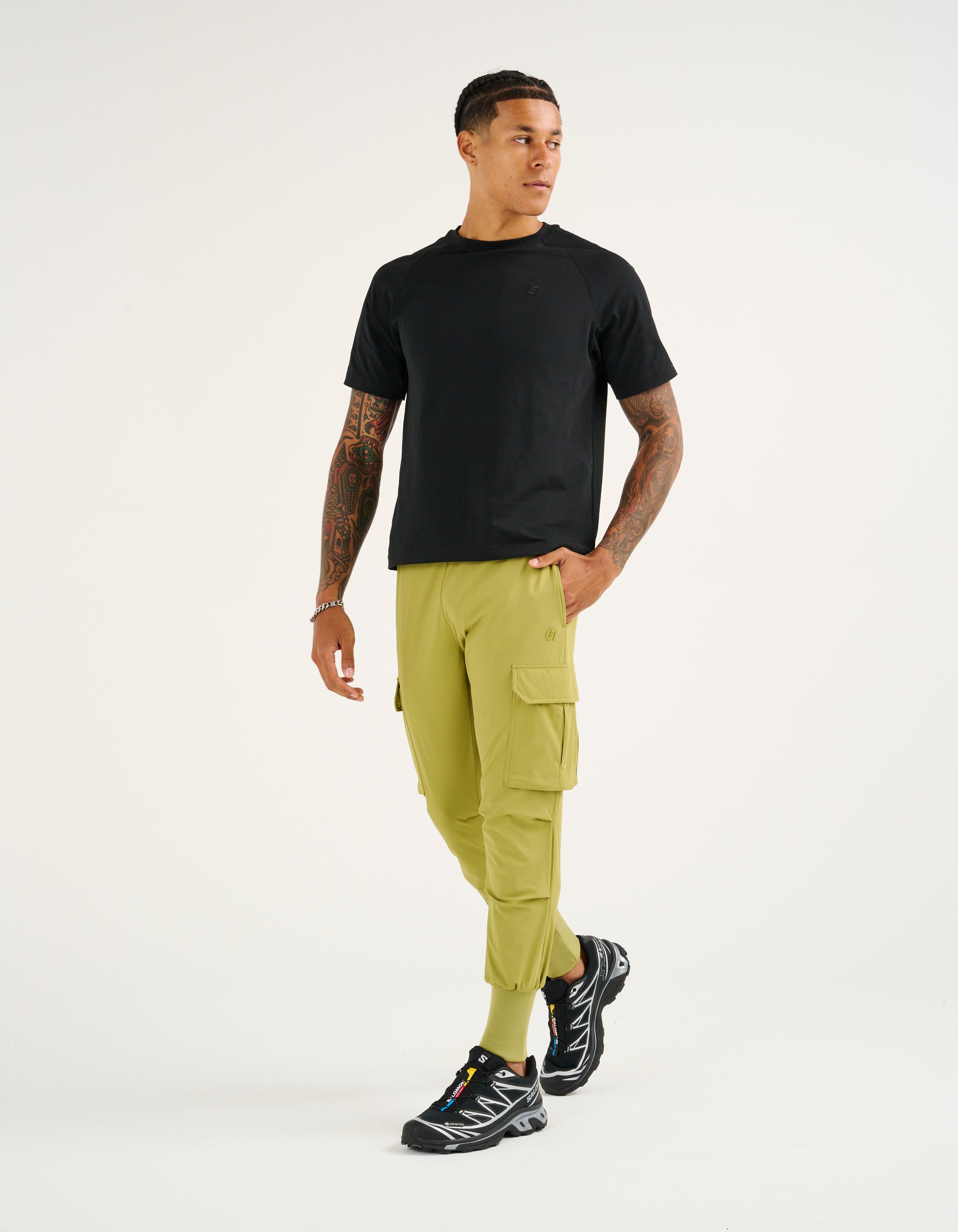 Performance Jogger - Olive