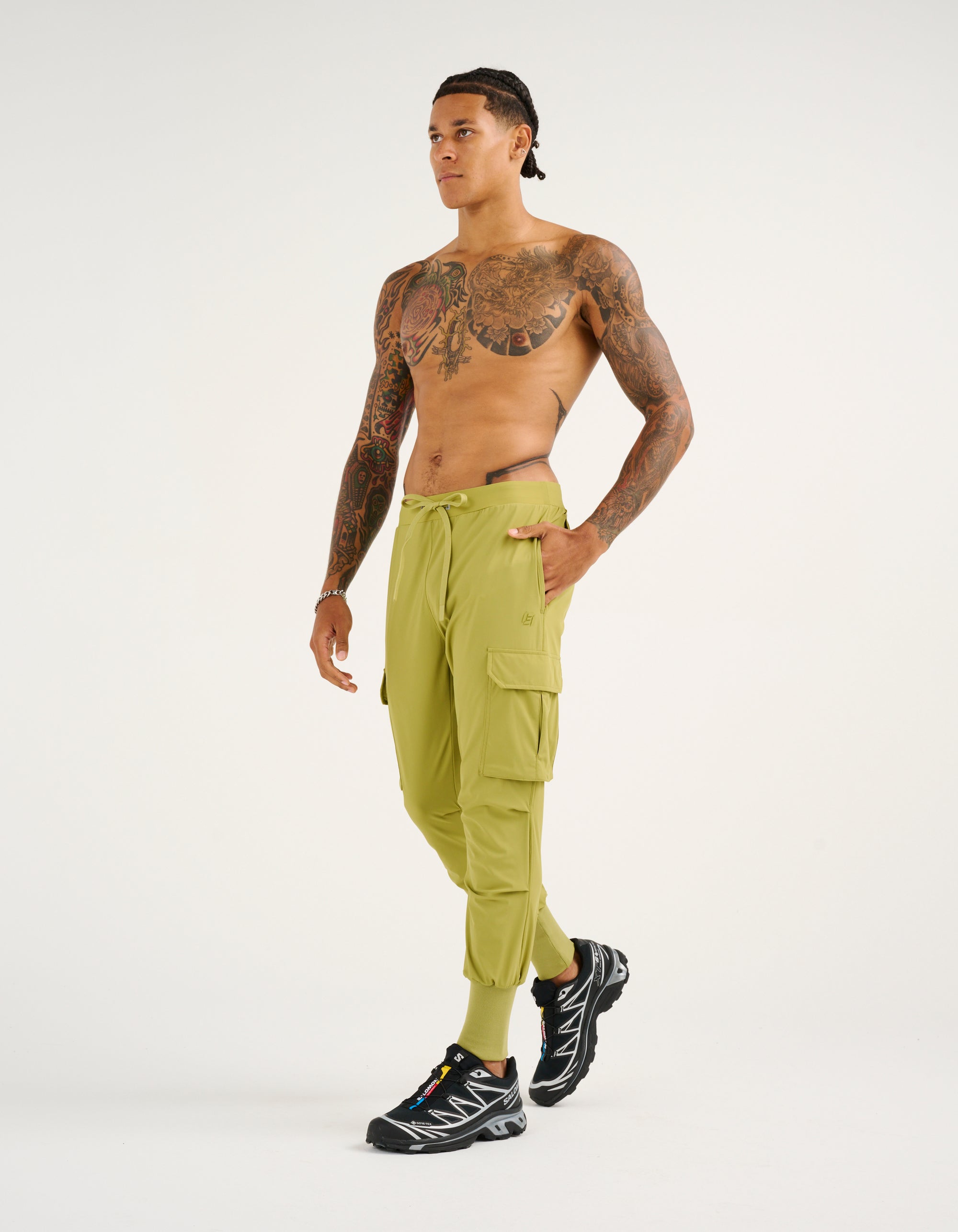 Performance Jogger - Olive