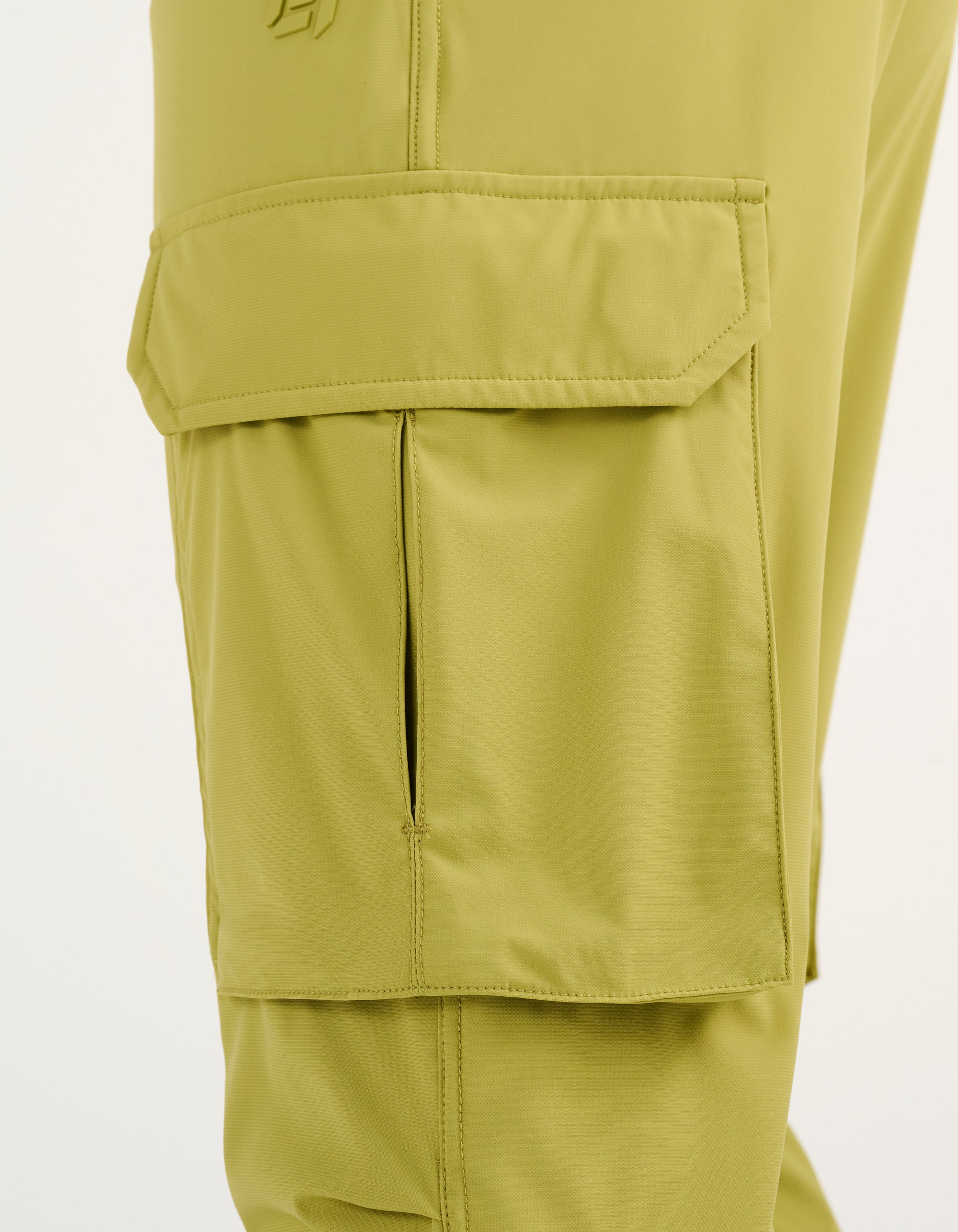 Performance Jogger - Olive