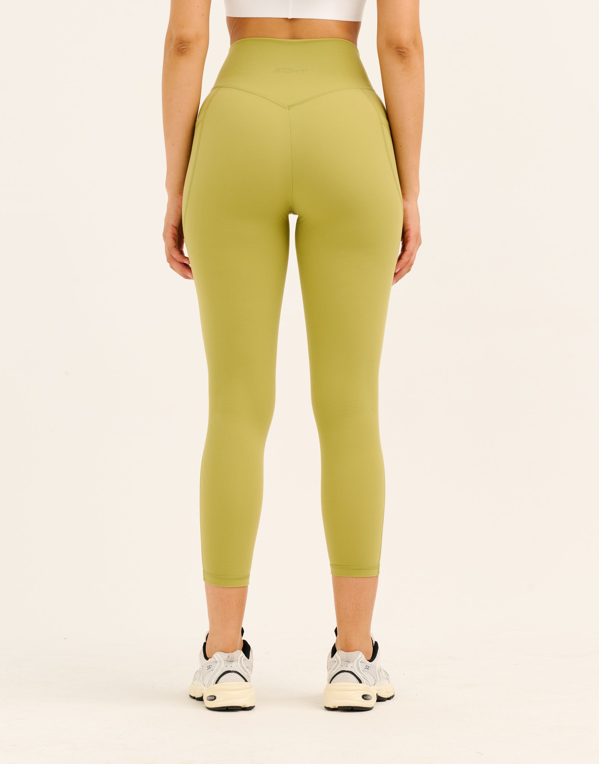 Ascend Pocket Leggings 23" - Olive
