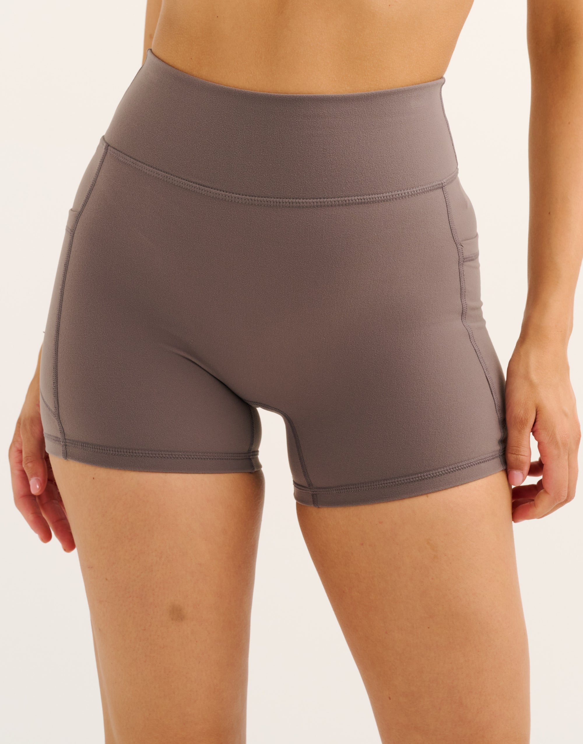 Ascend Pocket Shorts 4" - Slate Grey