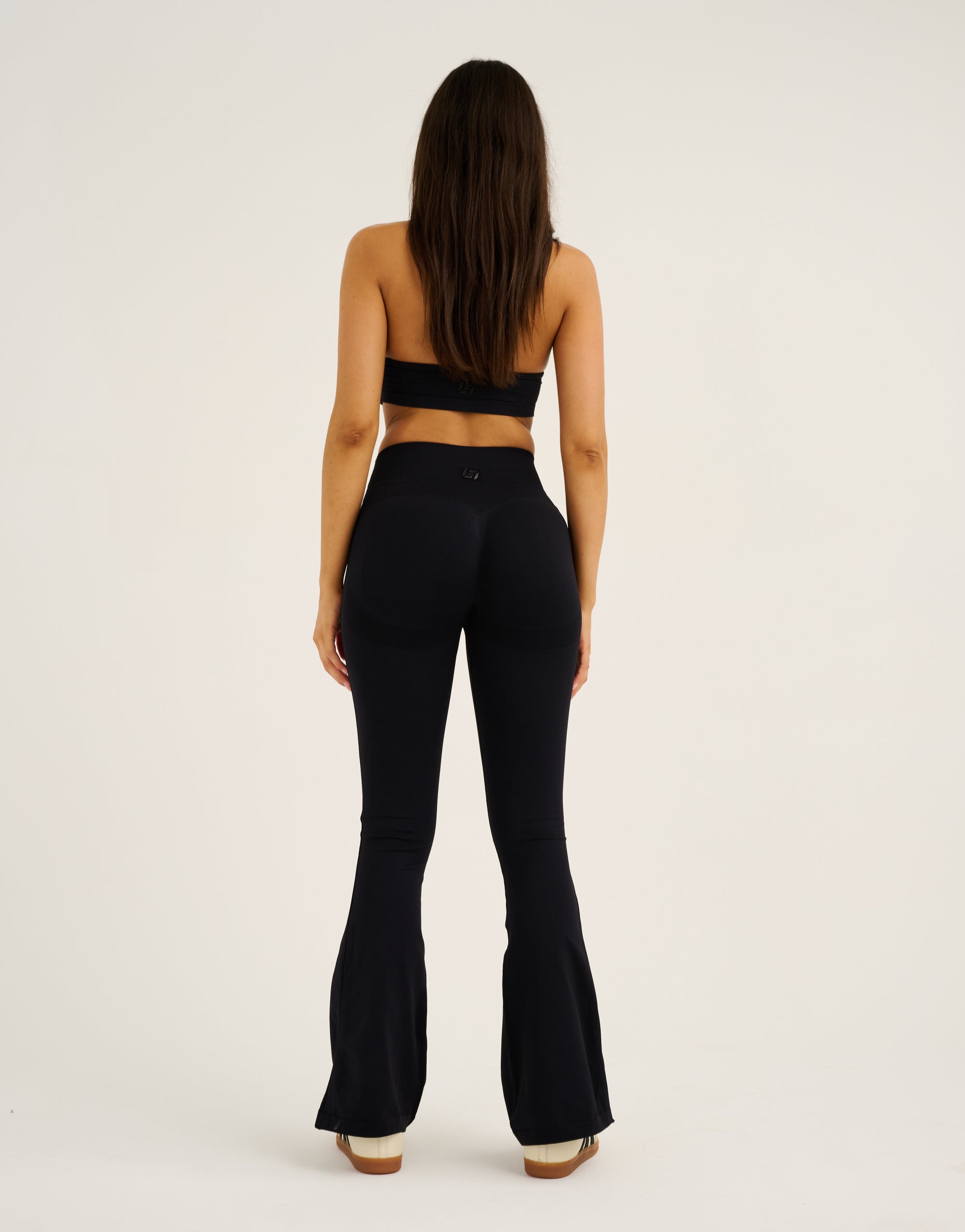 Pulse Invisible Scrunch Flare Leggings - Black