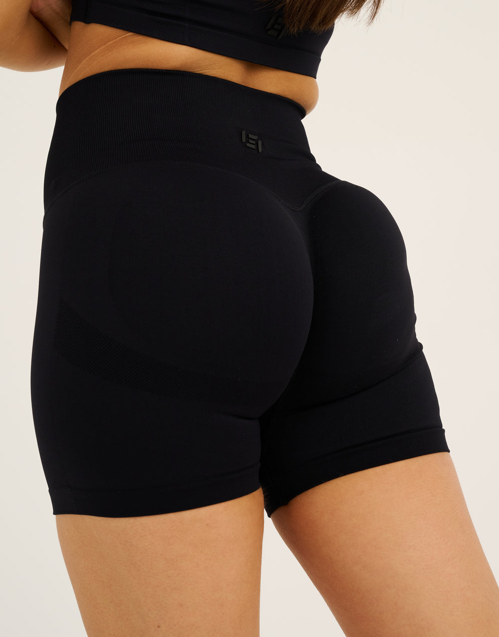 Pulse Shorts - Black