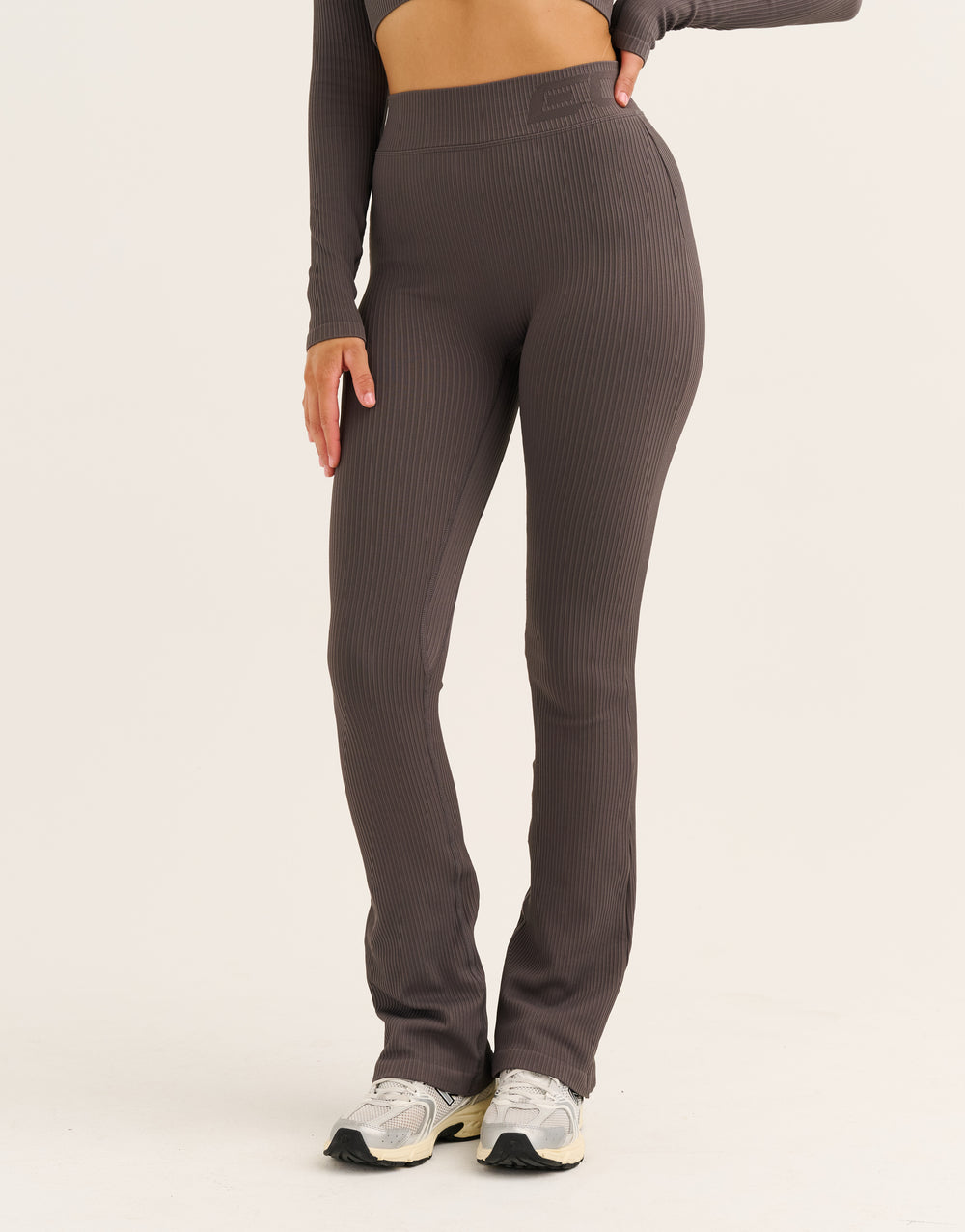 Arise Comfort Mid-Waist Flare Leggings - Slate Grey