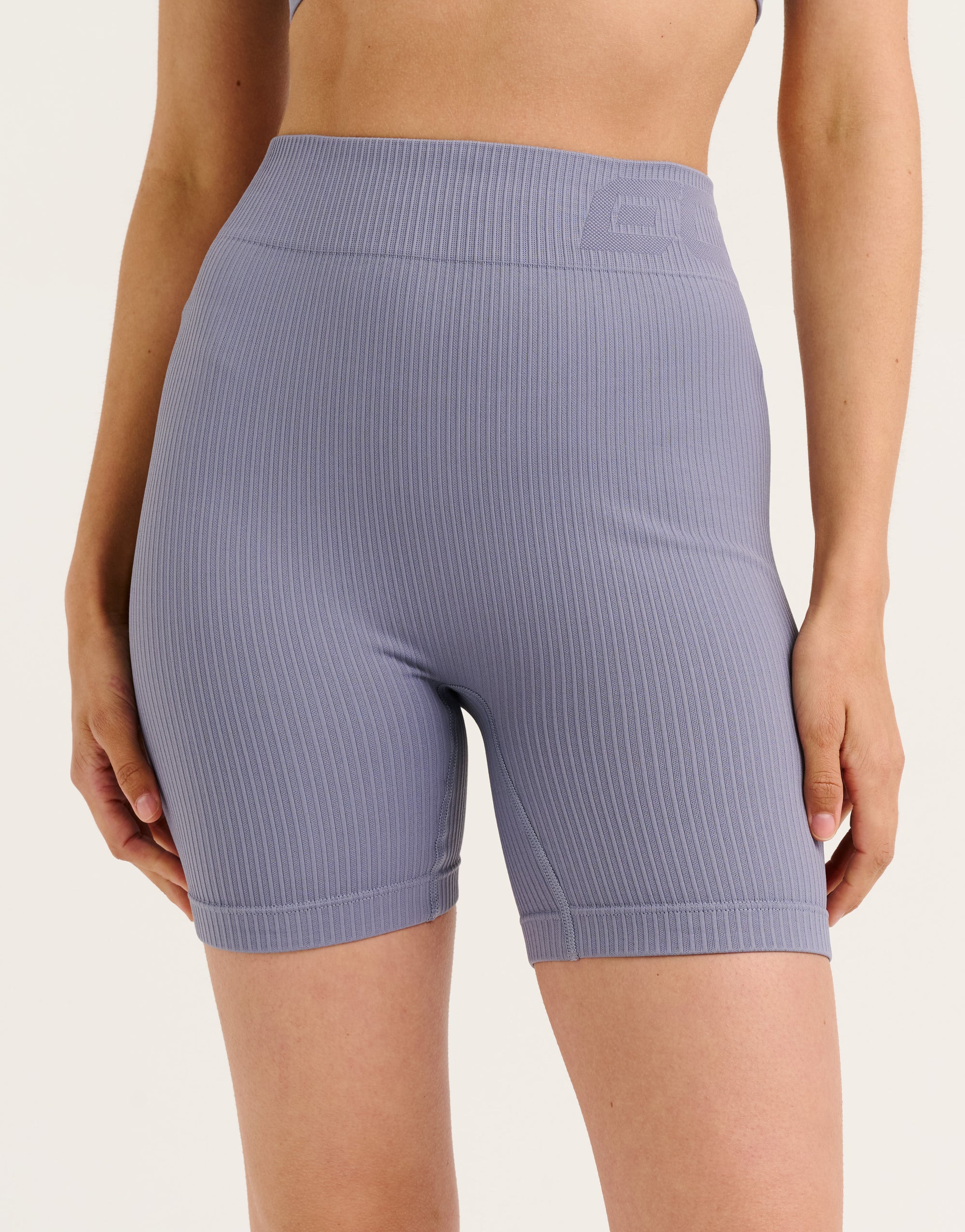 Arise Comfort Mid-Waist Shorts - Washed Blue