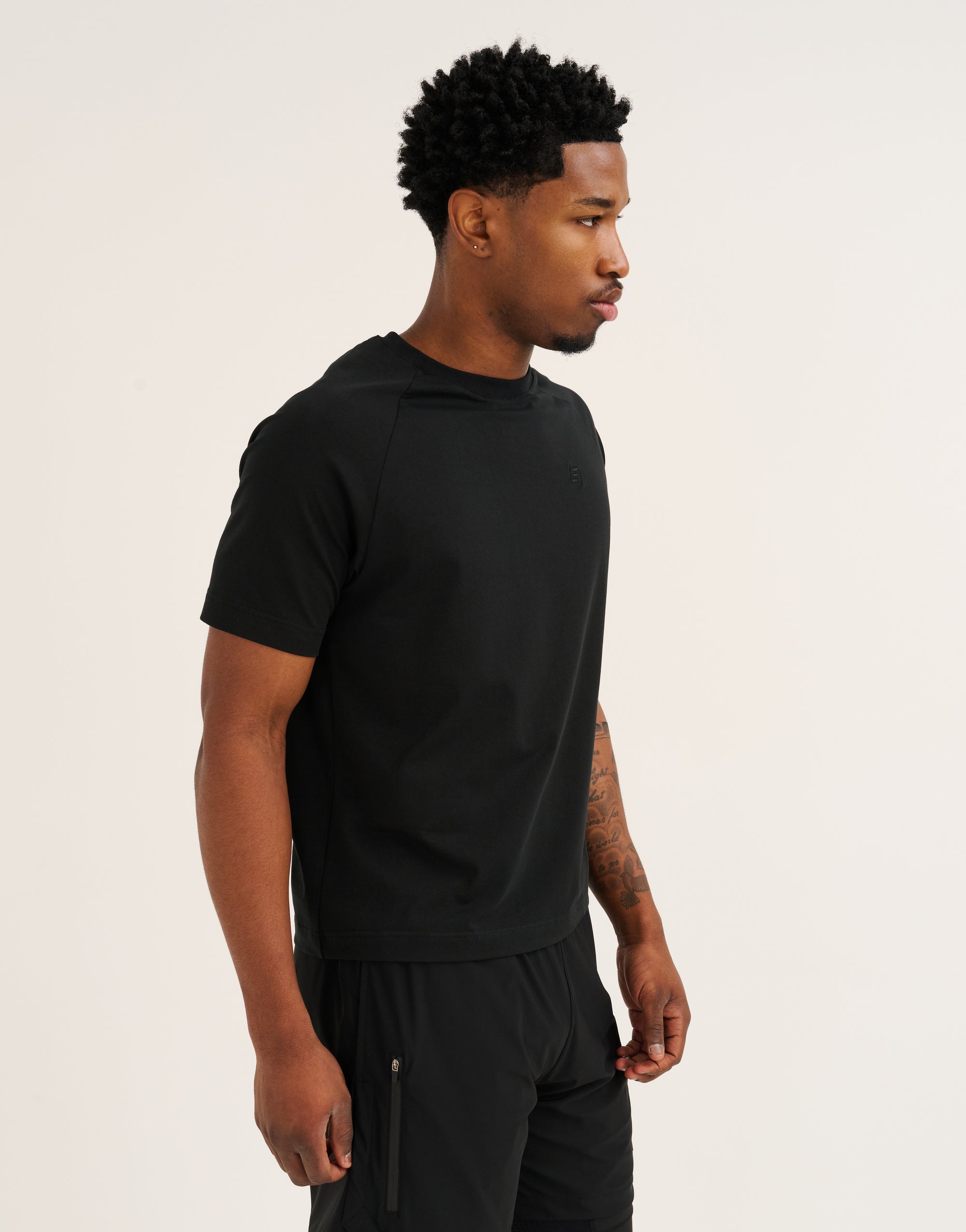 Foundation Tee 27" - Black