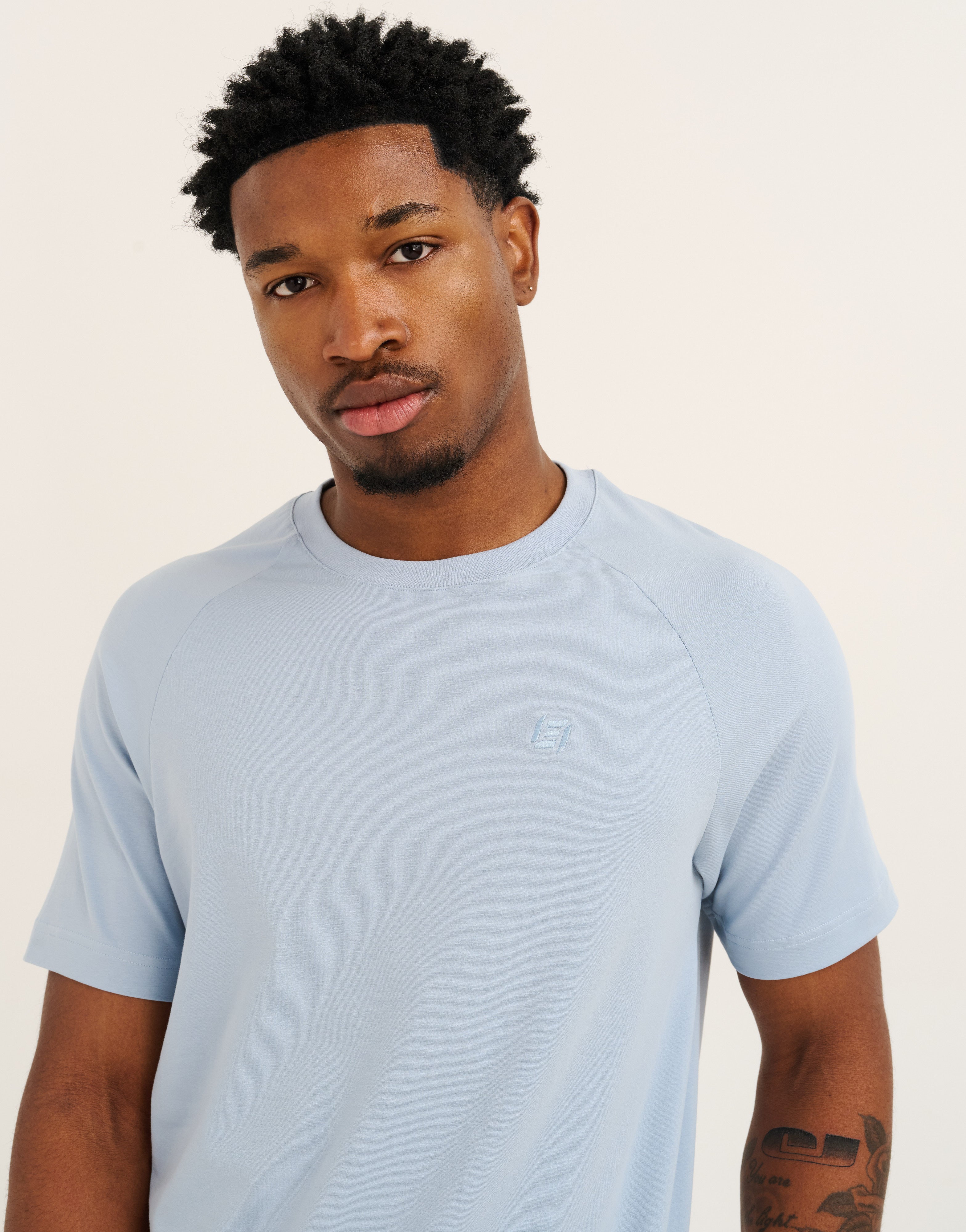 Foundation Tee 30" - Dusty Blue