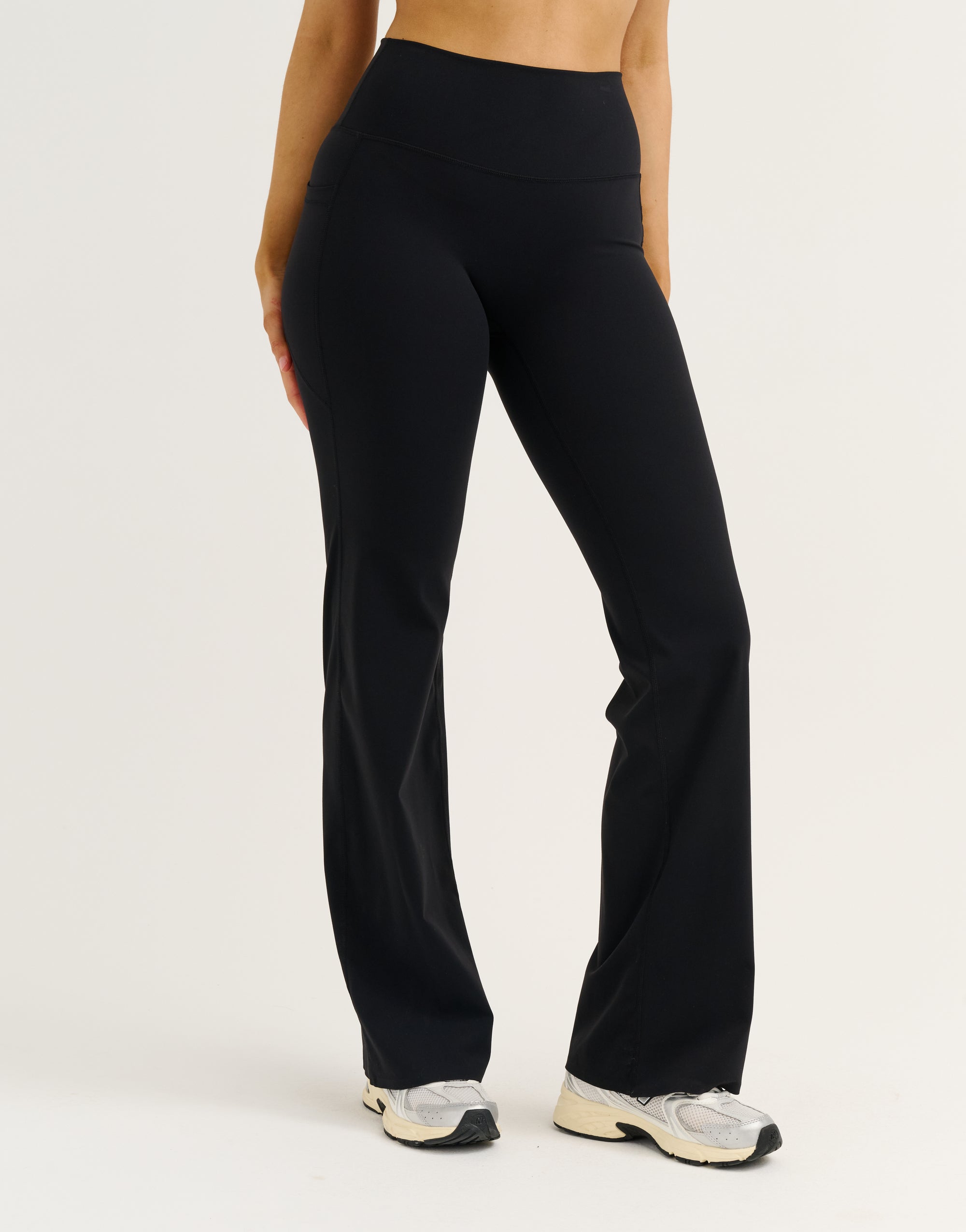 Lycra Invisible Scrunch Straight Leg Pant - Black