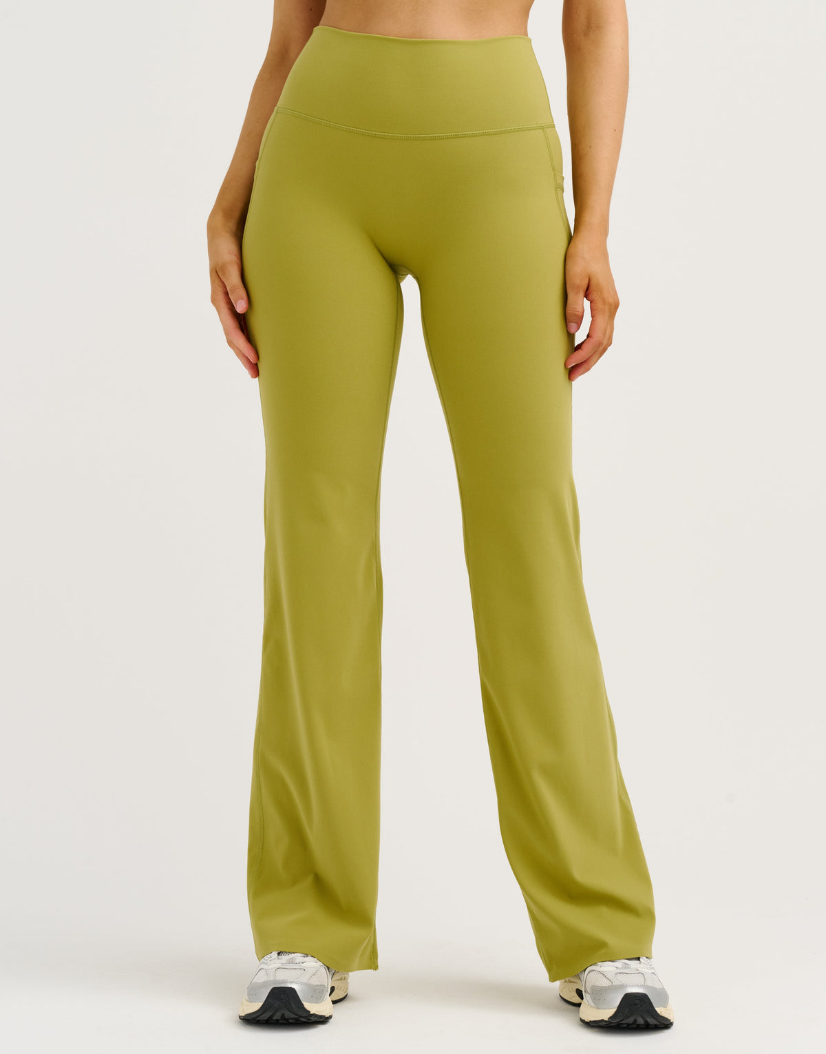 Lycra® Invisible Scrunch Straight Leg Pant - Olive