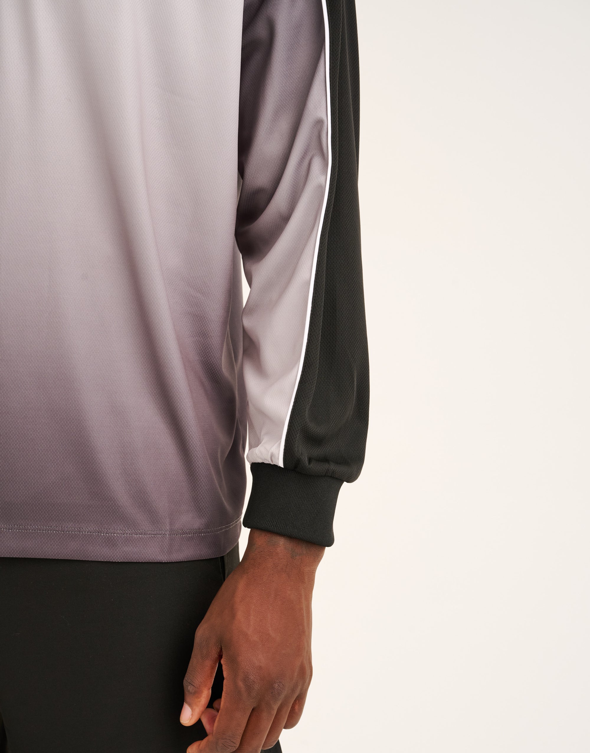 Club Gradient Long Sleeve - Black