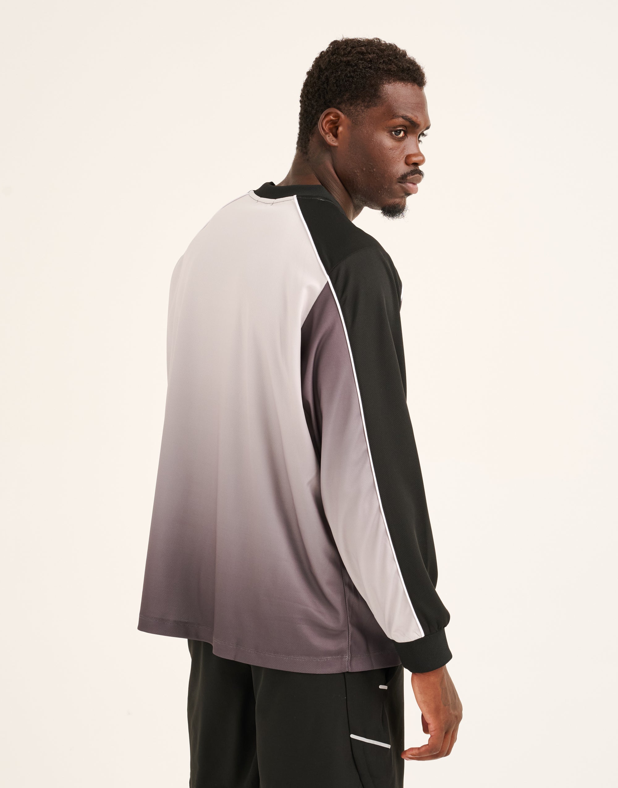 Club Gradient Long Sleeve - Black