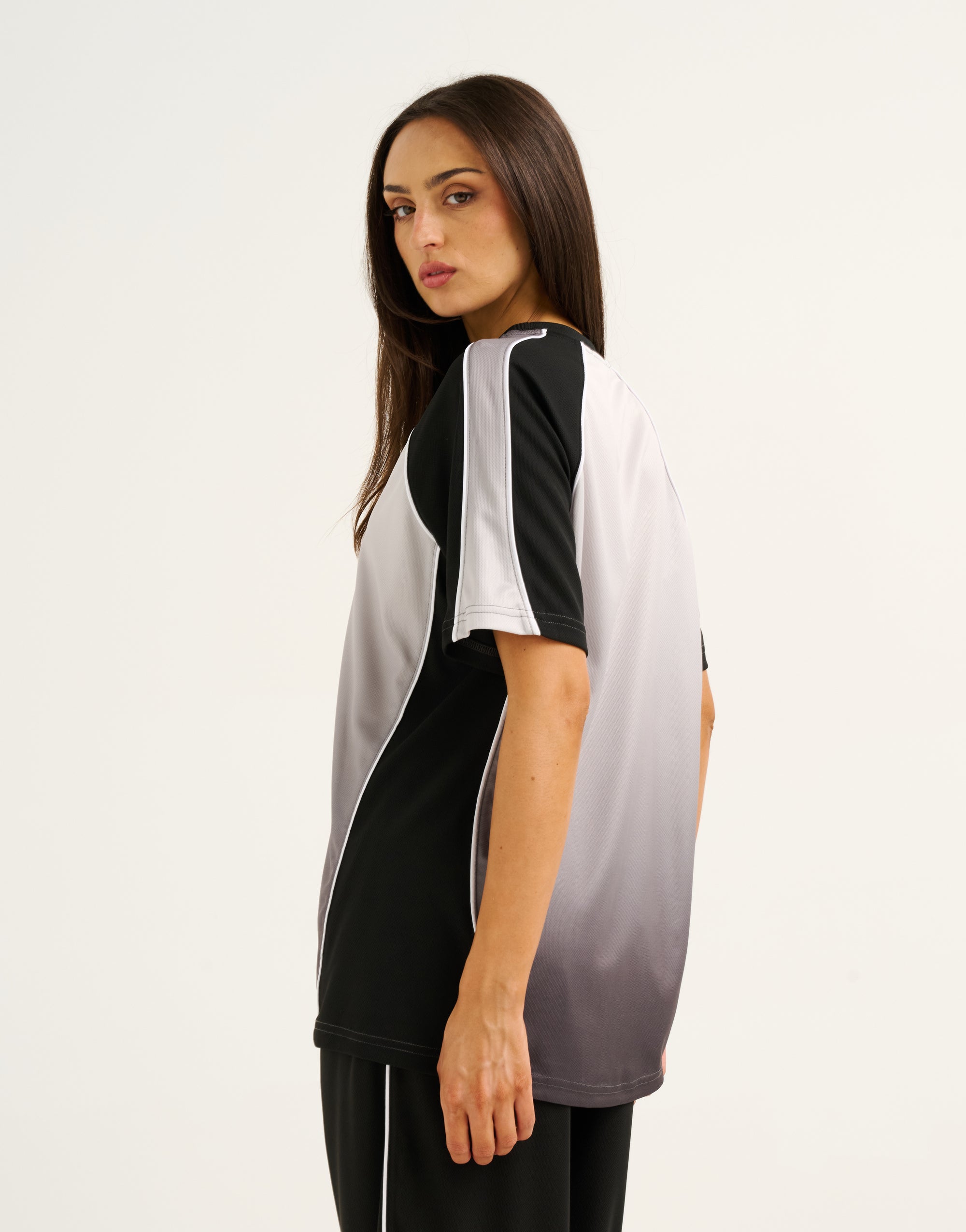 Club Gradient Tee - Black