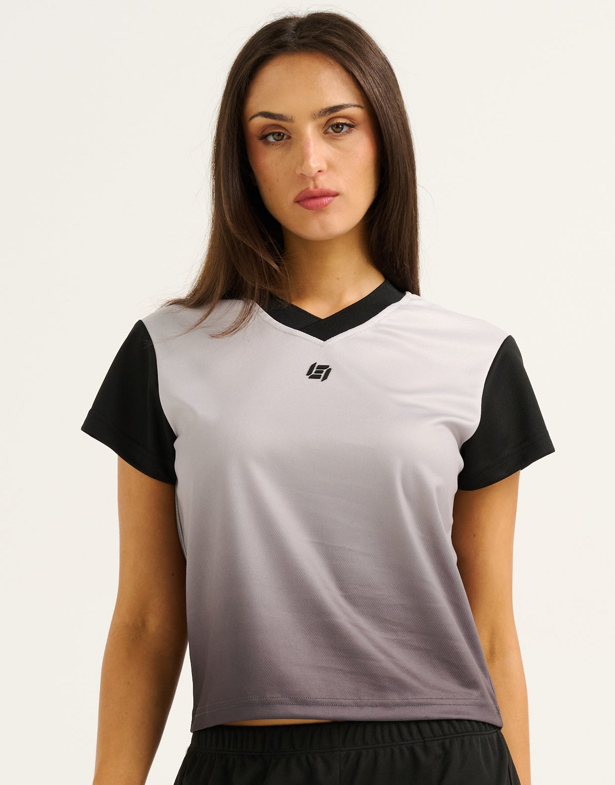 Club V Neck Crop Tee - Black