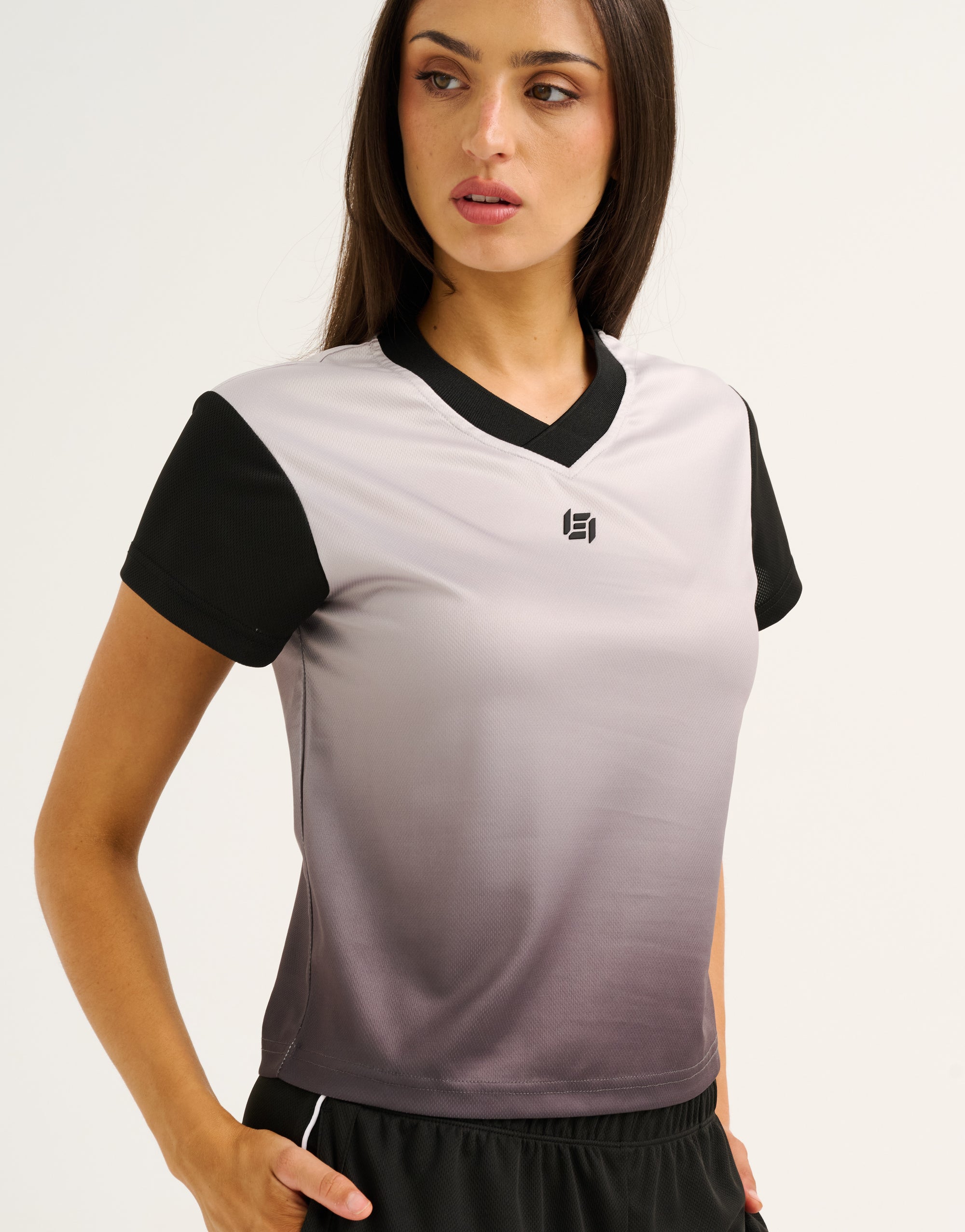 Club V Neck Crop Tee - Black
