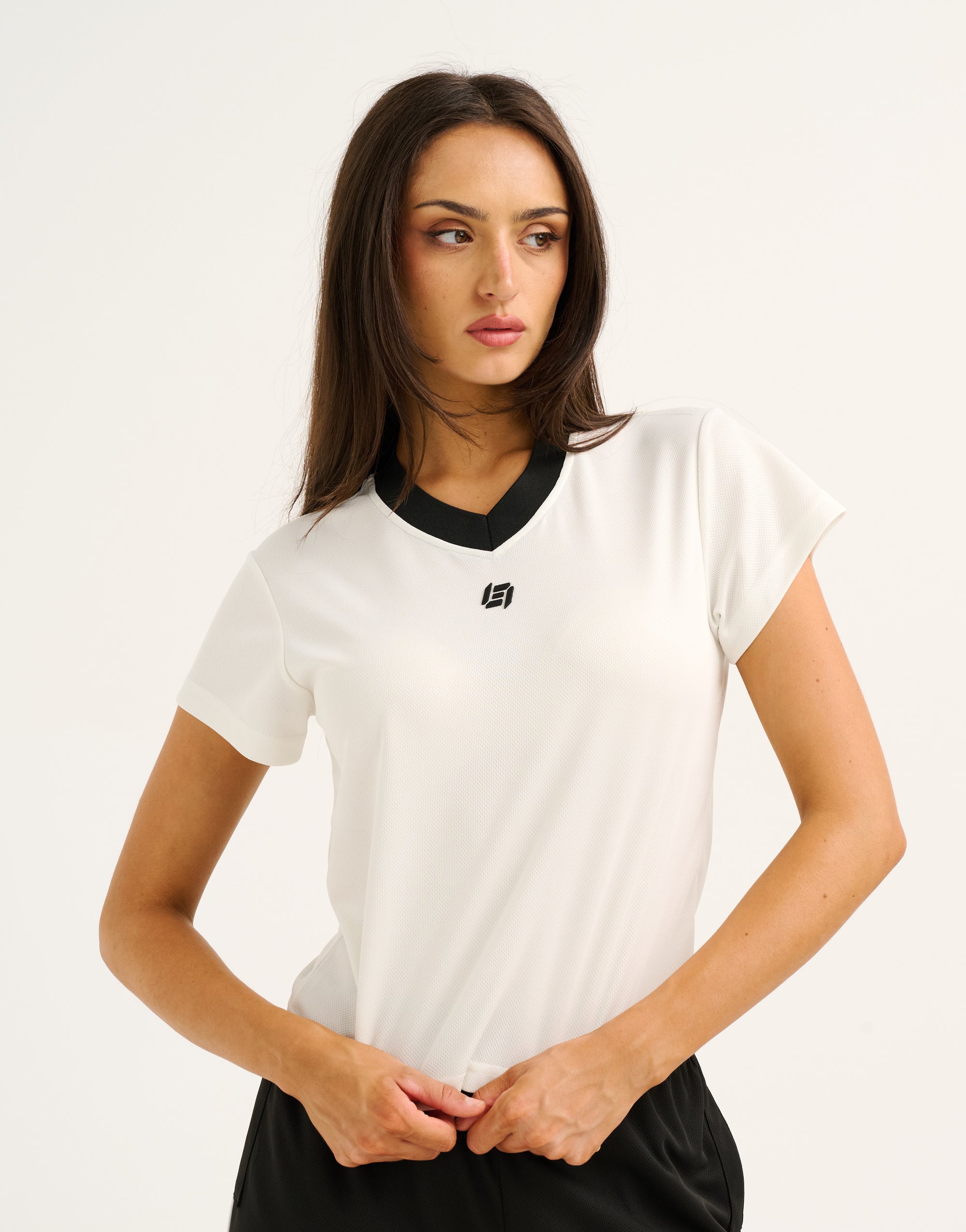 Club V Neck Crop Tee - White