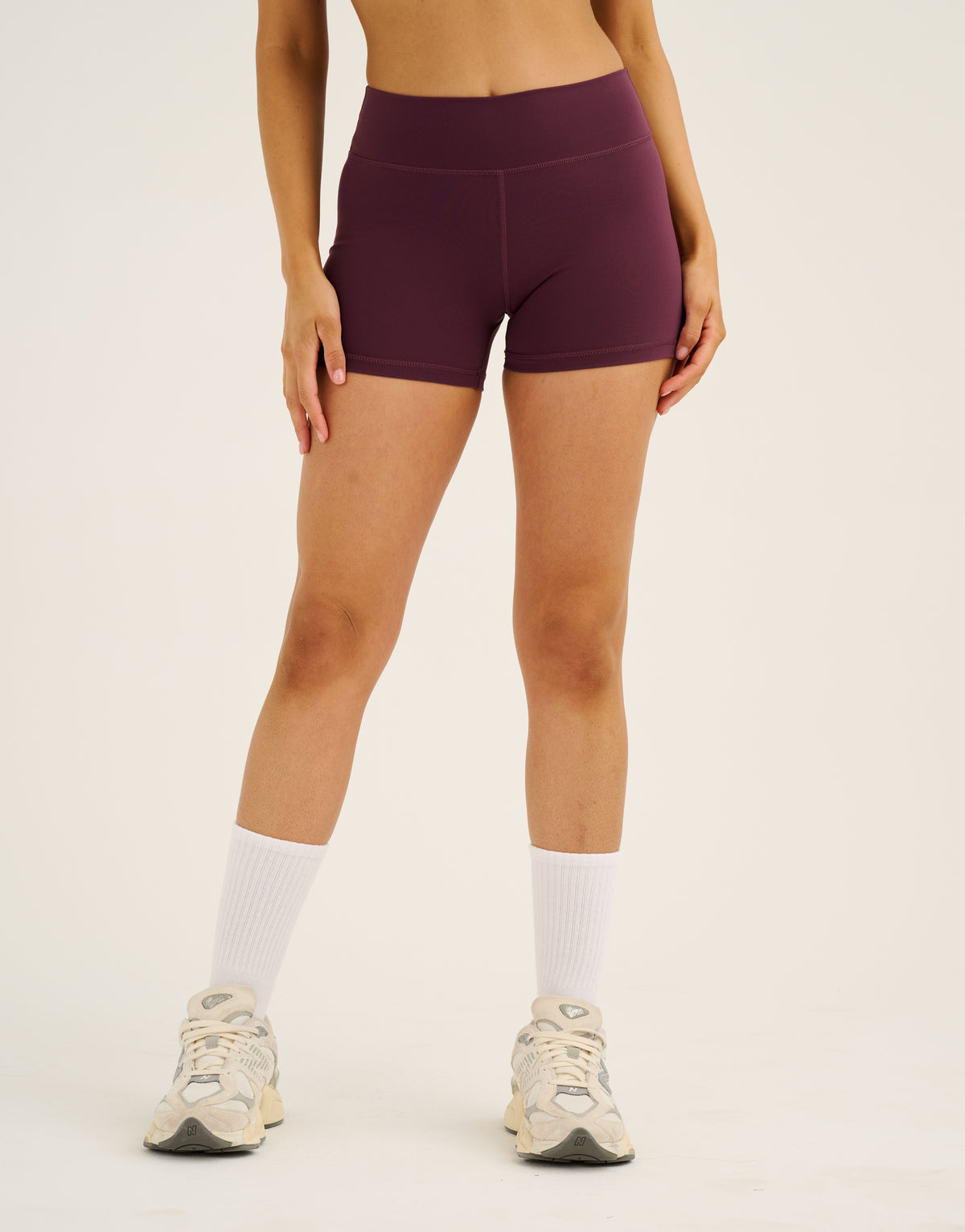 Echt Force Scrunch Mid-Waist Shorts - Blackberry