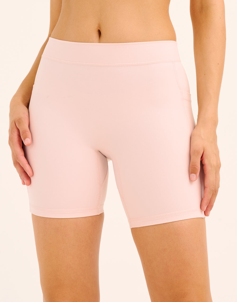 Ascend Pocket Mid-Waist Shorts 6