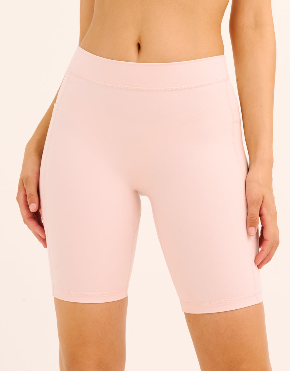 Ascend Pocket Mid-Waist Shorts 8