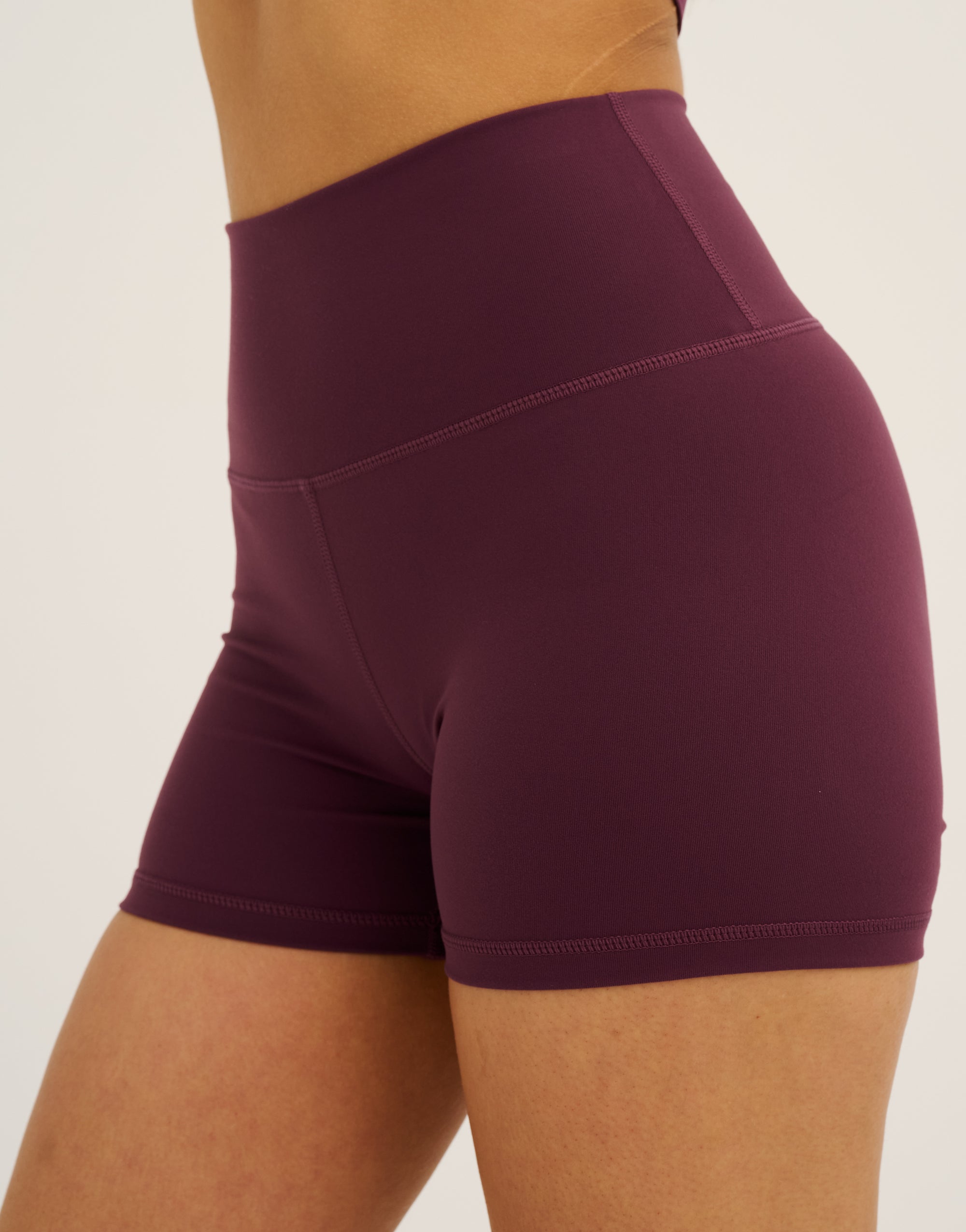 Echt Force Scrunch Shorts - Blackberry