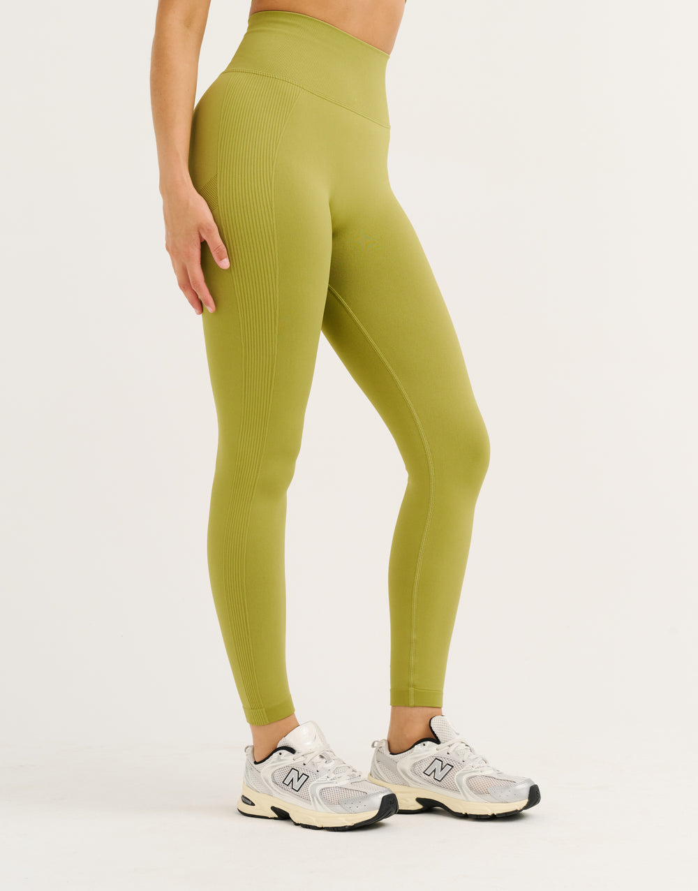 Arise Essential Leggings V2 - Olive