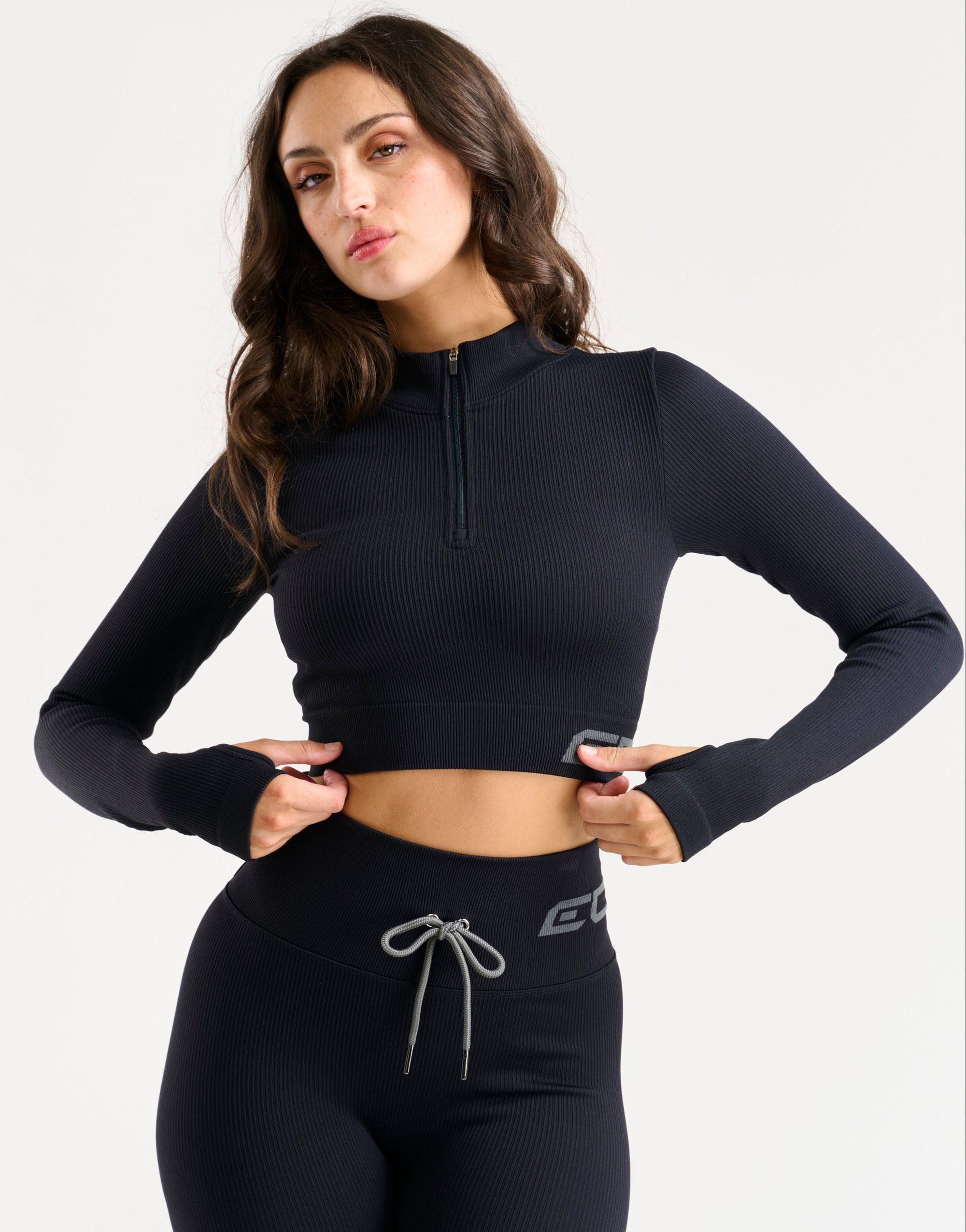 Arise Style Cropped Long Sleeve - Black