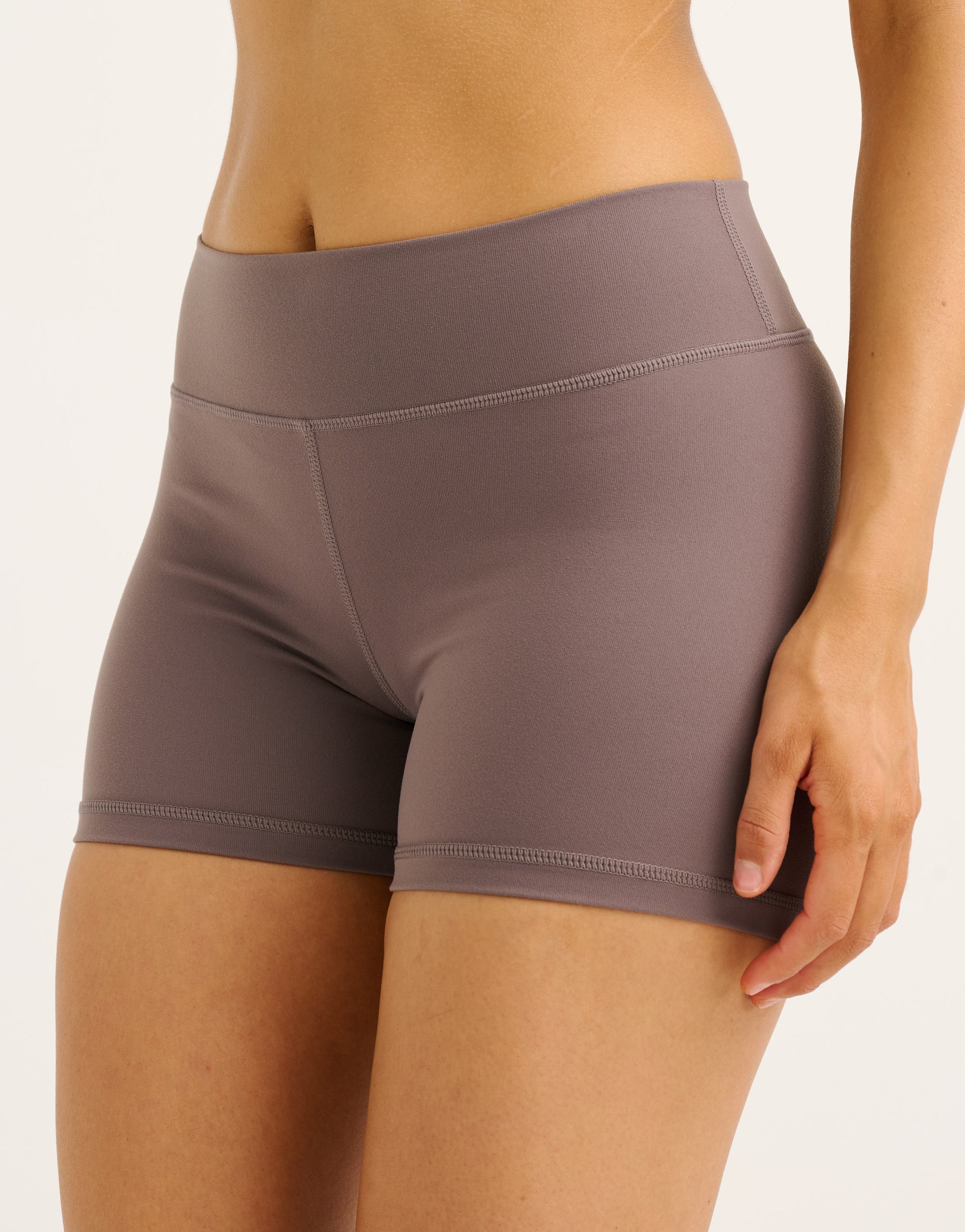 Echt Force Scrunch Mid-Waist Shorts - Slate Grey