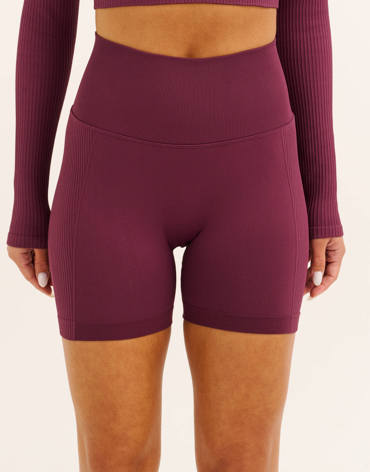 Arise Essential Shorts V2 - Blackberry