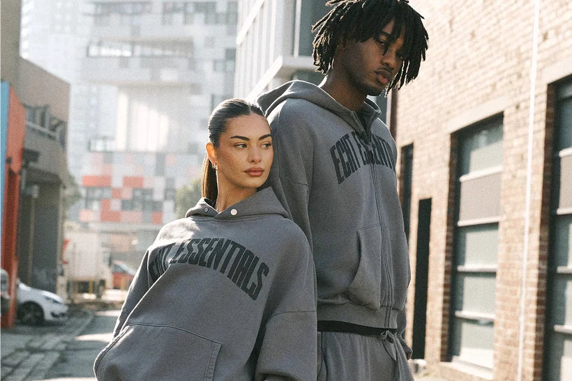 Two ECHT models wearing grey Essentials fleece
